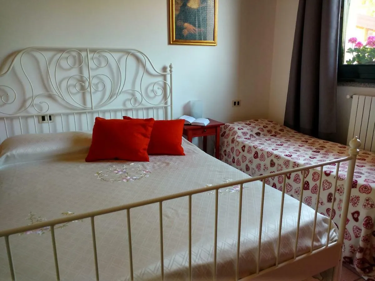 Affittacamere Eridia'S Room Crone Italia